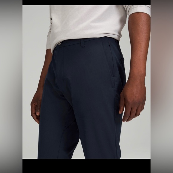 NWT! Mens Commission Classic-Fit Pant 32"
Warpstreme - Picture 4 of 7